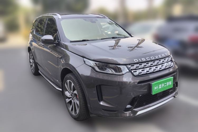 Used Land Rover Discovery Sport 2022 Revised Version 249 PS R-Dynamic S Performance Edition 5 Seats Front Right 45 Deg