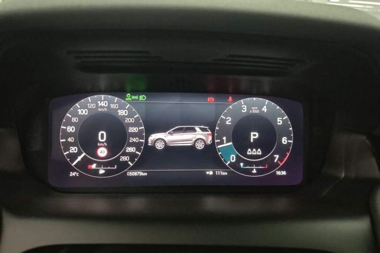 Used Land Rover Discovery Sport 2022 249 PS R-Dynamic SE Performance Tech Edition 5 Seats Instrument Cluster