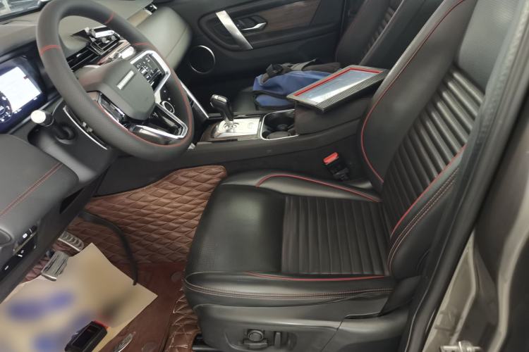 Used Land Rover Discovery Sport 2022 249 PS R-Dynamic SE Performance Tech Edition 5 Seats Left Front Seat