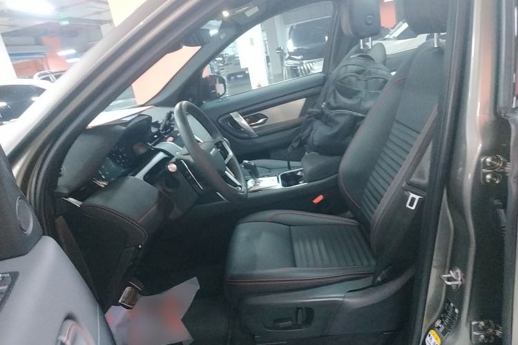 Used Land Rover Discovery Sport 2022 249 PS Metropolitan Edition 5 Seats Left Front Seat