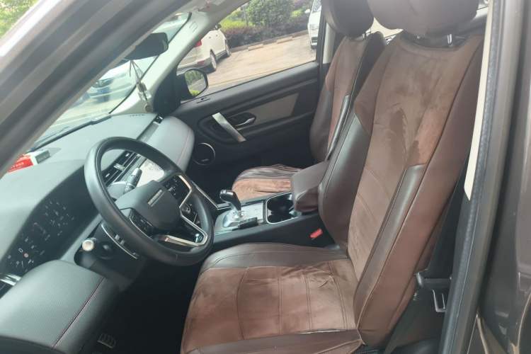 Used Land Rover Discovery Sport 2022 249 PS Metropolitan Edition 5 Seats Left Front Seat