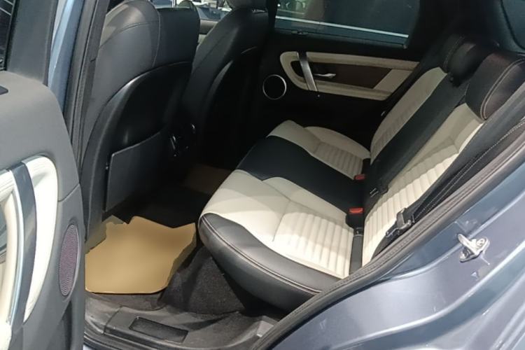 Used Land Rover Discovery Sport 2022 249 PS R-Dynamic S Performance Edition 5 Seats Left Rear Seat