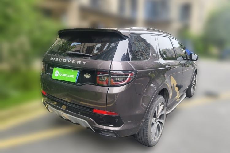 Used Land Rover Discovery Sport 2022 249 PS Metropolitan Edition 5 Seats Rear Right 45 Deg
