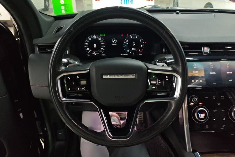 Used Land Rover Discovery Sport 2022 249 PS R-Dynamic S Performance Edition 5 Seats Steering Wheel