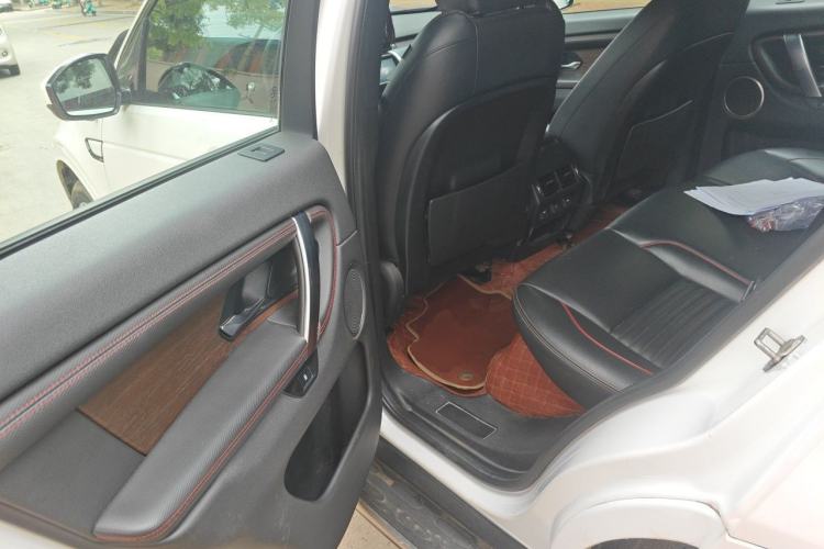 Used Land Rover Discovery Sport 2022 249 PS R-Dynamic S Performance Edition 5 Seats Left Rear Seat