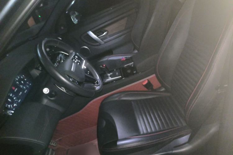 Used Land Rover Discovery Sport 2022 249 PS R-Dynamic SE Performance Tech Edition 5 Seats Left Front Seat