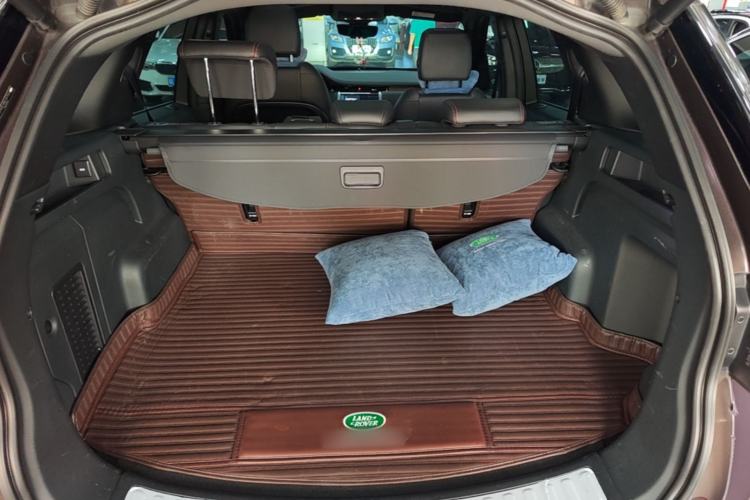 Used Land Rover Discovery Sport 2022 Restyled 249 PS R-Dynamic SE Performance Tech Edition 5 Seats Trunk