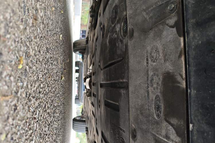 Used Land Rover Discovery Sport 2022 249 PS R-Dynamic SE Performance Tech Edition 5 Seats Chassis Front