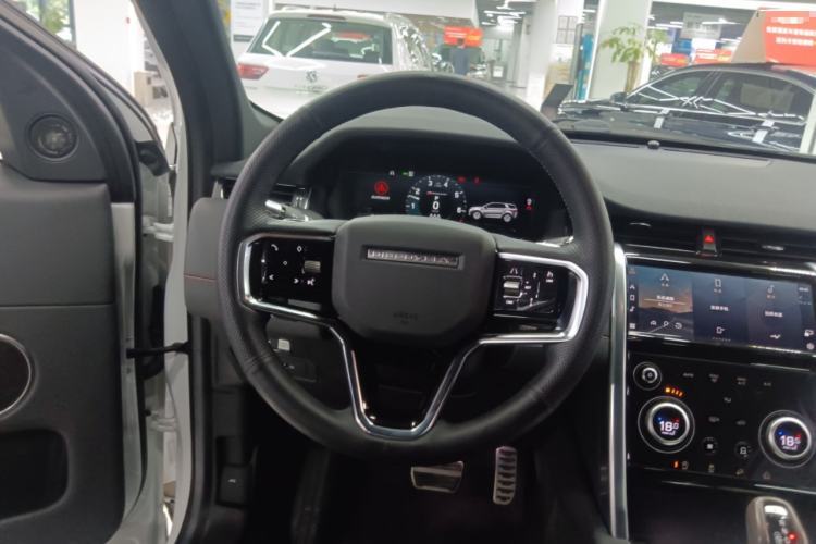 Used Land Rover Discovery Sport 2022 249 PS R-Dynamic S Performance Edition 5 Seats Steering Wheel