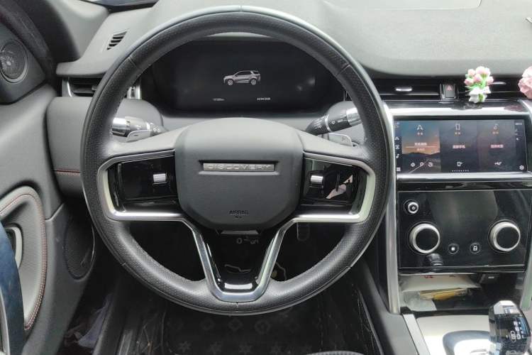 Used Land Rover Discovery Sport 2022 249 PS Metropolitan Edition 5 Seats Steering Wheel