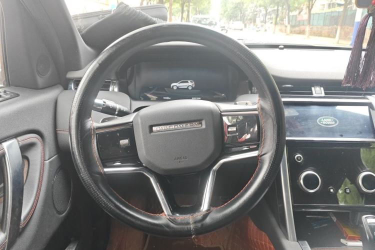 Used Land Rover Discovery Sport 2022 249 PS R-Dynamic S Performance Edition 5 Seats Steering Wheel