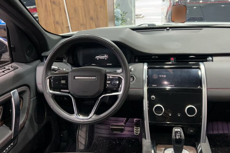 Used Land Rover Discovery Sport 2022 249 PS R-Dynamic S Performance Edition 5 Seats Audio And AC Panel