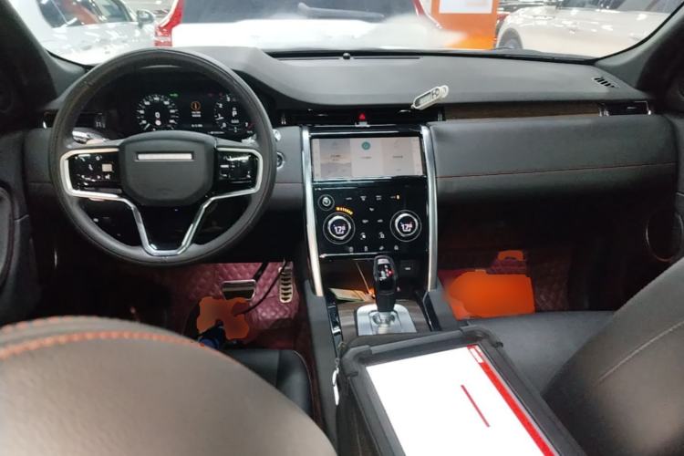 Used Land Rover Discovery Sport 2022 249 PS R-Dynamic S Performance Edition 5 Seats Center Console