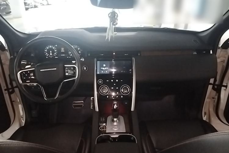 Used Land Rover Discovery Sport 2022 Revised Version 249 PS R-Dynamic S Performance Edition 5 Seats Center Console