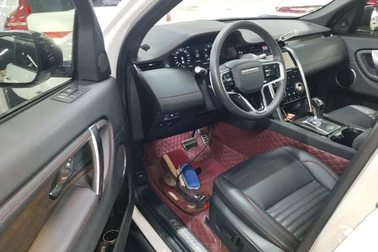 Used Land Rover Discovery Sport 2022 249 PS R-Dynamic S Performance Edition 5 Seats Driver Seat