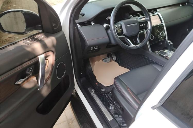 Used Land Rover Discovery Sport 2022 249 PS R-Dynamic S Performance Edition 5 Seats Driver Seat
