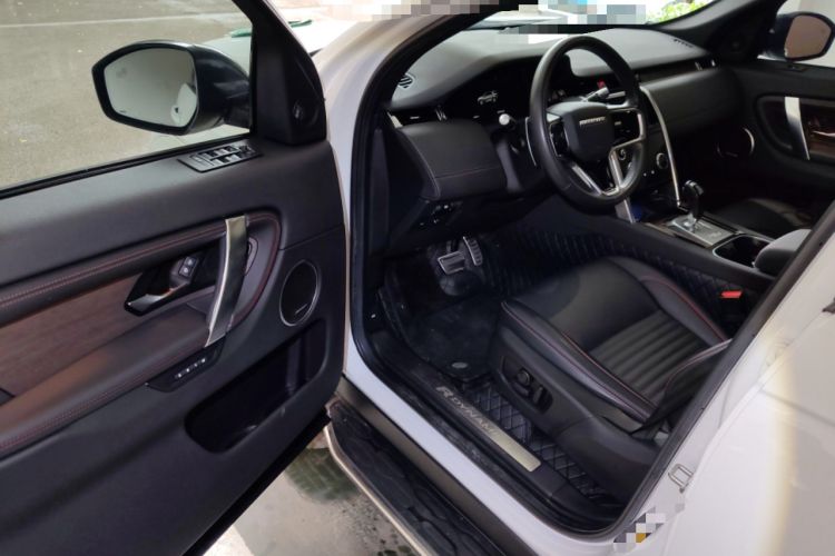 Used Land Rover Discovery Sport 2022 Restyled 249 PS R-Dynamic SE Performance Tech Edition 5 Seats Driver Seat