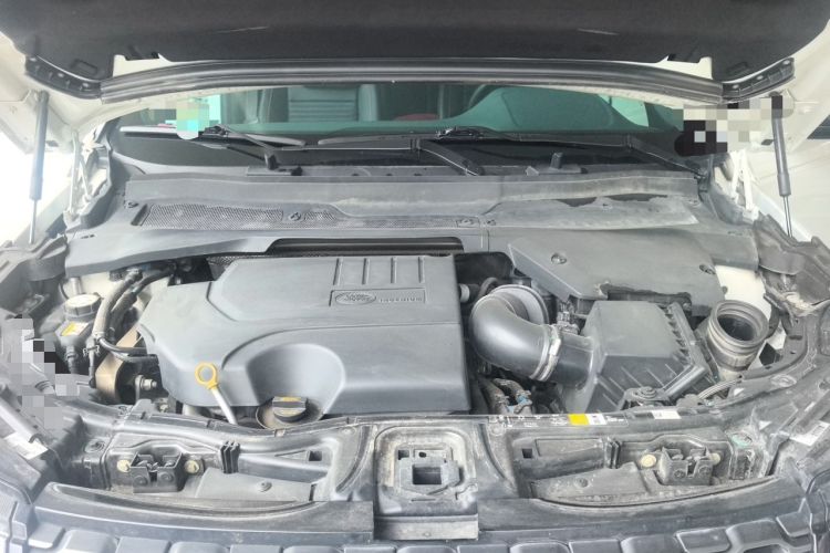 Used Land Rover Discovery Sport 2022 Revised Version 249 PS R-Dynamic S Performance Edition 5 Seats Engine Bay