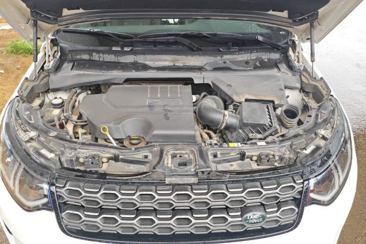 Used Land Rover Discovery Sport 2022 Revised Version 249 PS R-Dynamic S Performance Edition 5 Seats Engine Bay