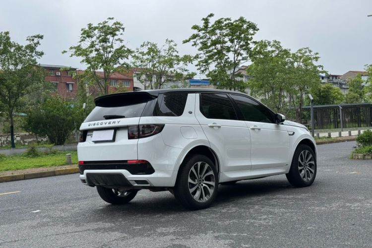 Used Land Rover Discovery Sport 2022 249 PS R-Dynamic S Performance Edition 5 Seats Exterior 2