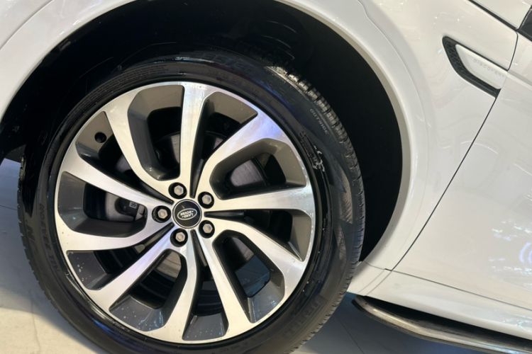Used Land Rover Discovery Sport 2022 Revised Version 249 PS R-Dynamic S Performance Edition 5 Seats Exterior 3