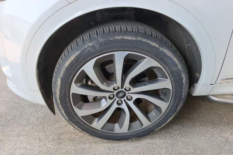 Used Land Rover Discovery Sport 2022 249 PS R-Dynamic SE Performance Tech Edition 5 Seats Exterior 4