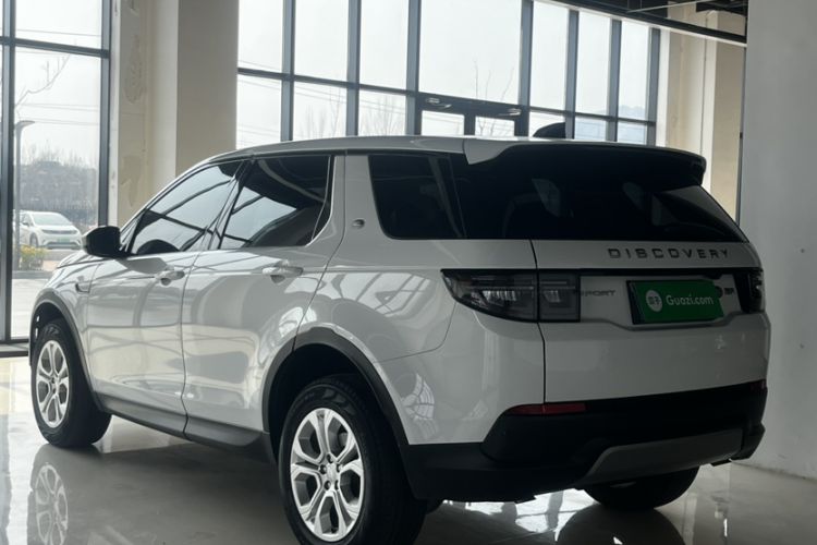 Used Land Rover Discovery Sport 2022 200 PS Family Edition 5 Seats Exterior 5