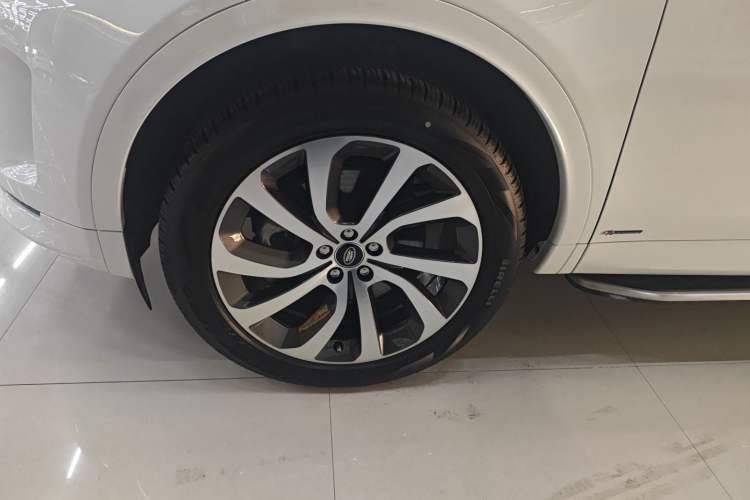 Used Land Rover Discovery Sport 2022 249 PS R-Dynamic S Performance Edition 5 Seats Exterior 7