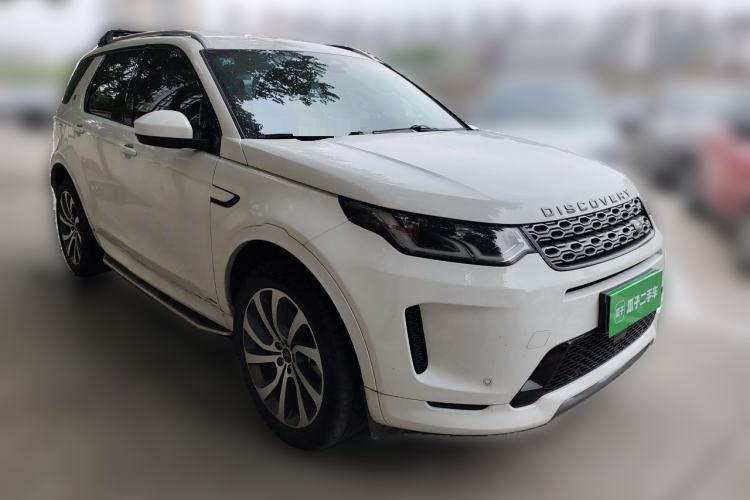 Used Land Rover Discovery Sport 2022 Revised Version 249 PS R-Dynamic S Performance Edition 5 Seats Front Right 45 Deg