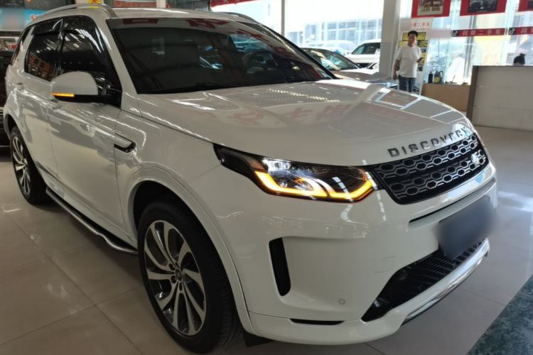 Used Land Rover Discovery Sport 2022 Revised Version 249 PS R-Dynamic S Performance Edition 5 Seats Front Right 45 Deg