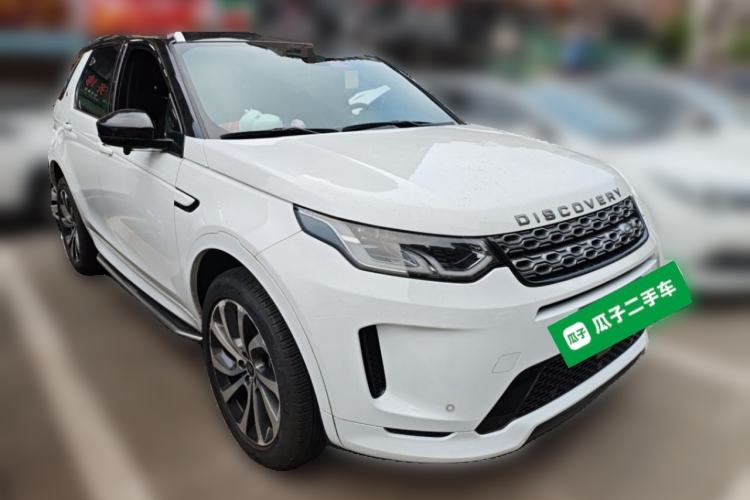 Used Land Rover Discovery Sport 2022 Revised Version 249 PS R-Dynamic S Performance Edition 5 Seats Front Right 45 Deg