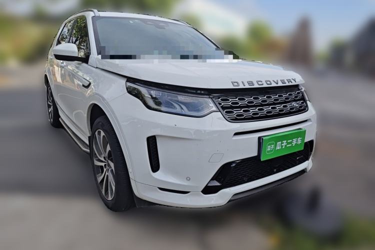 Used Land Rover Discovery Sport 2022 Revised Version 249 PS R-Dynamic S Performance Edition 5 Seats Front Right 45 Deg