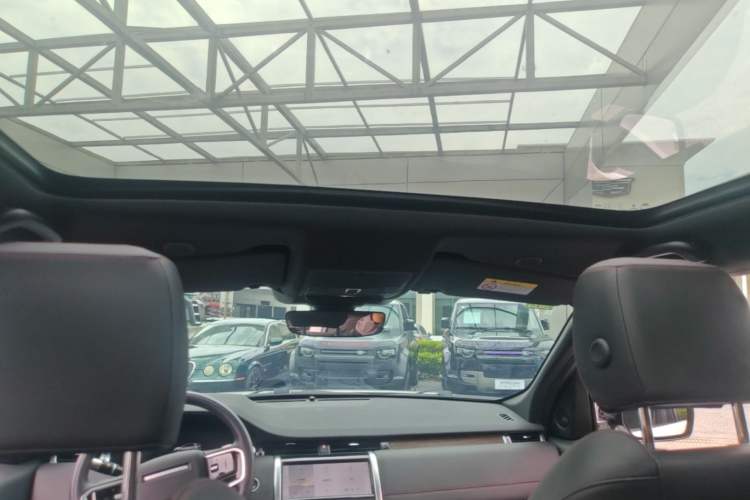 Used Land Rover Discovery Sport 2022 249 PS R-Dynamic S Performance Edition 5 Seats Headliner
