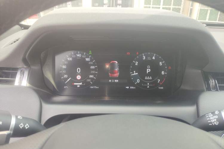 Used Land Rover Discovery Sport 2022 249 PS R-Dynamic S Performance Edition 5 Seats Instrument Cluster