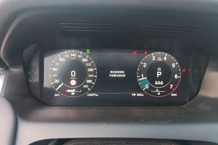 Used Land Rover Discovery Sport 2022 Revised Version 249 PS R-Dynamic S Performance Edition 5 Seats Instrument Cluster
