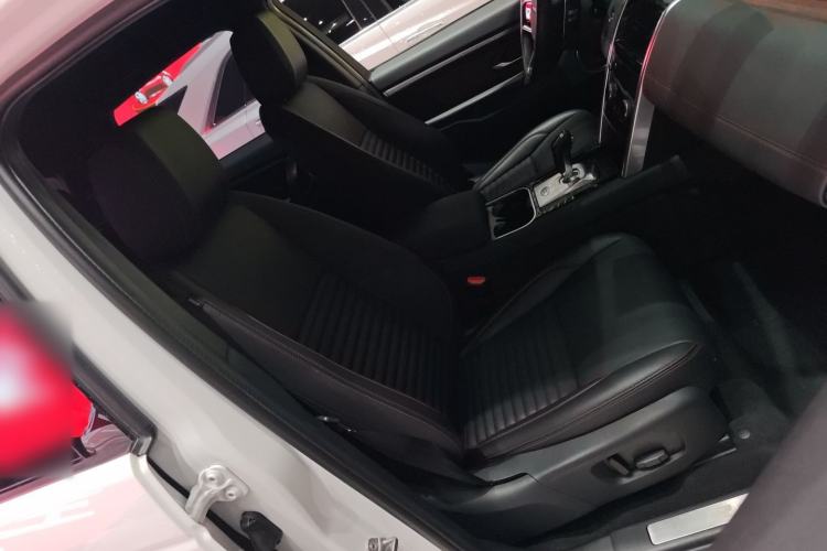 Used Land Rover Discovery Sport 2022 Revised Version 249 PS R-Dynamic S Performance Edition 5 Seats Interior 10