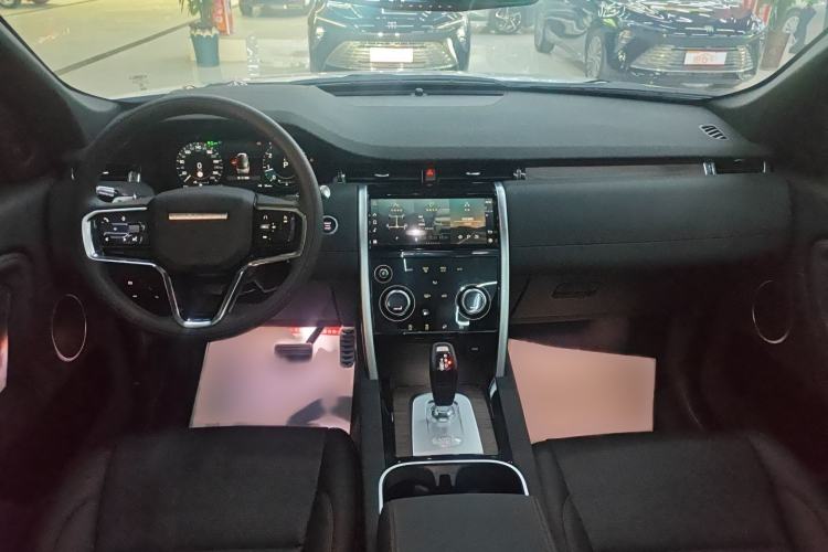 Used Land Rover Discovery Sport 2022 249 PS R-Dynamic S Performance Edition 5 Seats Interior 2