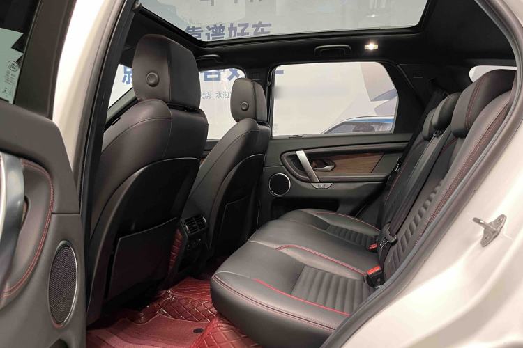 Used Land Rover Discovery Sport 2022 249 PS R-Dynamic S Performance Edition 5 Seats Interior 5