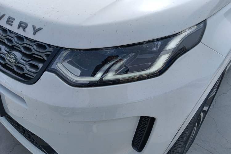 Used Land Rover Discovery Sport 2022 249 PS R-Dynamic S Performance Edition 5 Seats Left Front Headlight