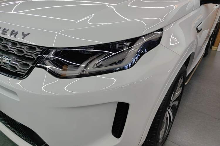 Used Land Rover Discovery Sport 2022 Revised Version 249 PS R-Dynamic S Performance Edition 5 Seats Left Front Headlight