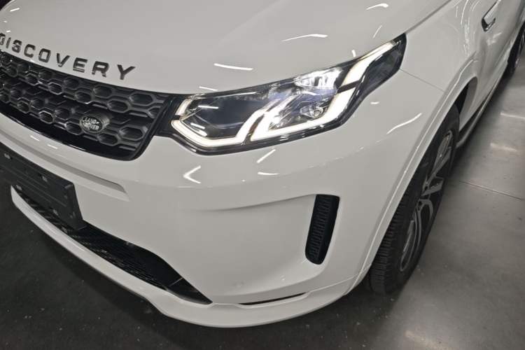 Used Land Rover Discovery Sport 2022 249 PS R-Dynamic S Performance Edition 5 Seats Left Front Headlight