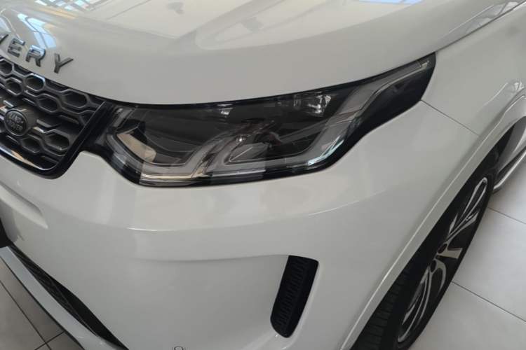 Used Land Rover Discovery Sport 2022 249 PS R-Dynamic S Performance Edition 5 Seats Left Front Headlight