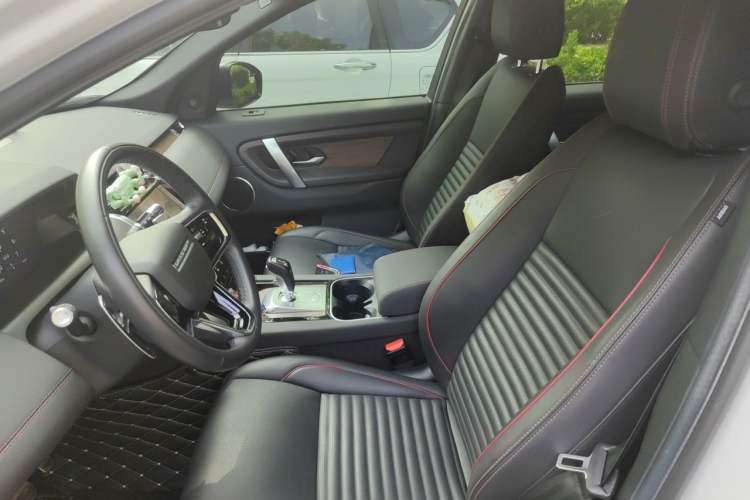 Used Land Rover Discovery Sport 2022 249 PS R-Dynamic S Performance Edition 5 Seats Left Front Seat