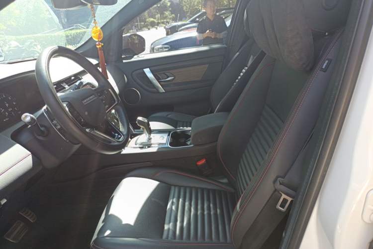 Used Land Rover Discovery Sport 2022 249 PS R-Dynamic S Performance Edition 5 Seats Left Front Seat
