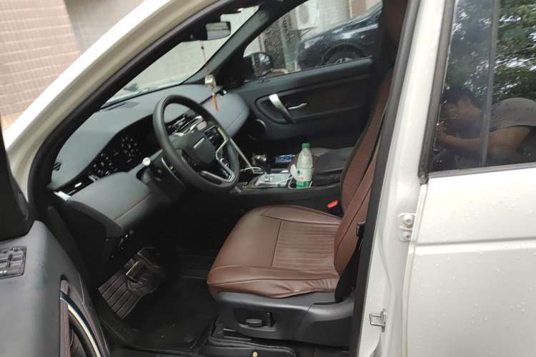 Used Land Rover Discovery Sport 2022 249 PS R-Dynamic S Performance Edition 5 Seats Left Front Seat
