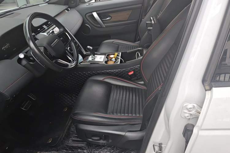 Used Land Rover Discovery Sport 2022 249 PS R-Dynamic S Performance Edition 5 Seats Left Front Seat