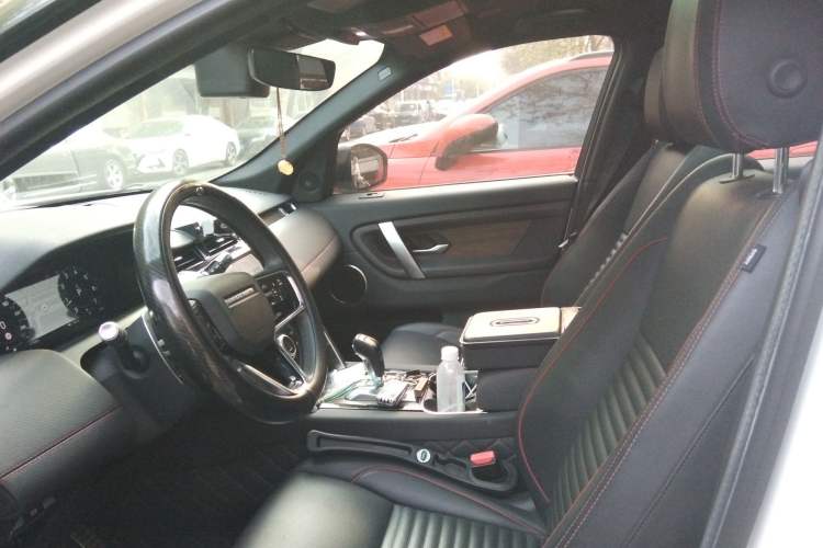 Used Land Rover Discovery Sport 2022 249 PS R-Dynamic SE Performance Tech Edition 5 Seats Left Front Seat