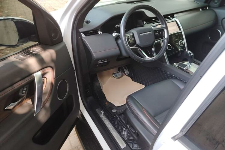 Used Land Rover Discovery Sport 2022 249 PS R-Dynamic S Performance Edition 5 Seats Left Front Seat
