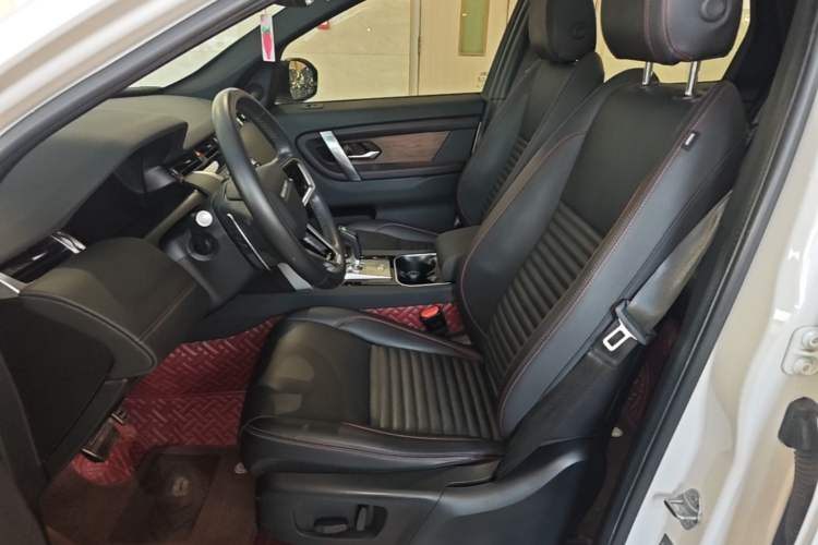 Used Land Rover Discovery Sport 2022 Revised Version 249 PS R-Dynamic S Performance Edition 5 Seats Left Front Seat