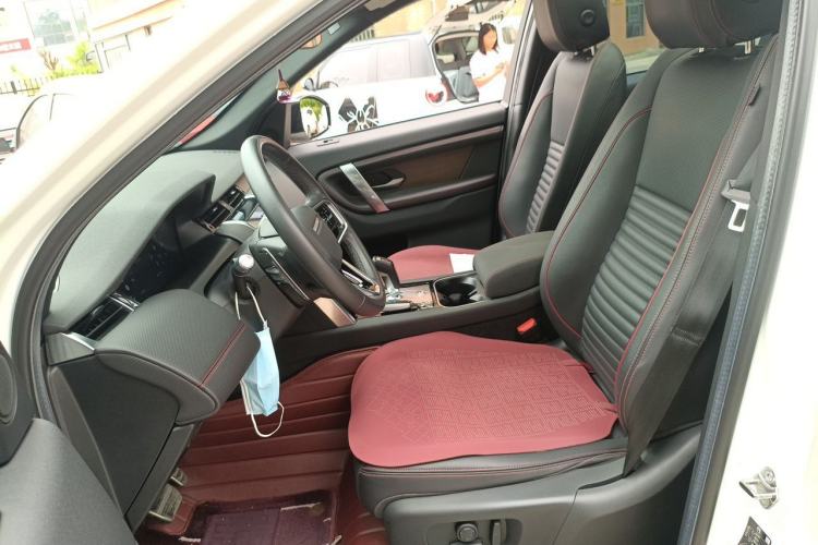 Used Land Rover Discovery Sport 2022 249 PS R-Dynamic SE Performance Tech Edition 5 Seats Left Front Seat